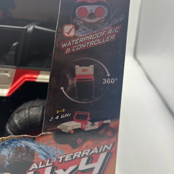 Jada Jurassic World Park Jeep Wrangler Remote Control R/C Land & Water 4x4 NEW - Picture 3 of 9